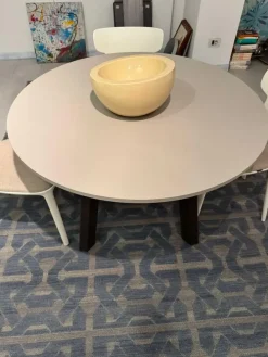 Sedie Brianza Tavolo Petalo round PREZZI OUTLET -30%- Tavoli