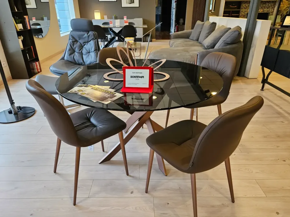 Tavolo Tavolo modello barone in OFFERTA OUTLET -38% Tavoli