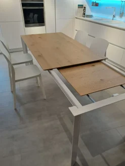 Pointhouse Tavolo Tavolo diamante  con 4 sedie tipa in legno Rettangolare allungabile scontato 38%- Tavoli