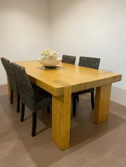 Artigianale Tavolo Tavolo in listellare di abete in legno Fisso scontato 28%- Tavoli