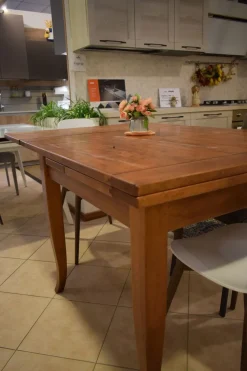 Collezione esclusiva Tavolo Tavolo noce in OFFERTA OUTLET -50%- Tavoli