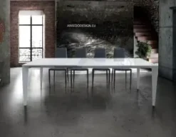 Tavolo Tempor 830: design unico, scontato del 50%. Lunghezza: 830 cm. Tavoli