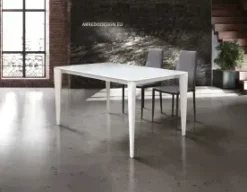 Tavolo Tempor 830: design unico, scontato del 50%. Lunghezza: 830 cm. Tavoli