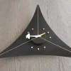 Outlet Triangle clock Vitra in stile design a prezzo ribassato Oggettistica