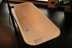 Vasca da bagno a prezzo Outlet Alfa essential a marchio Vasche Da Bagno
