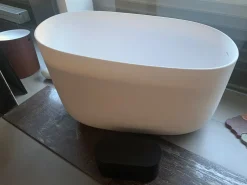 Discount Vasca da bagno modello Dip vasca freestanding in Corian SCONTATA Vasche Da Bagno