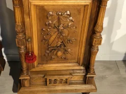 Lando Vendiamo il comodino modello Ottocento di a prezzi vantaggiosi!- Comodini