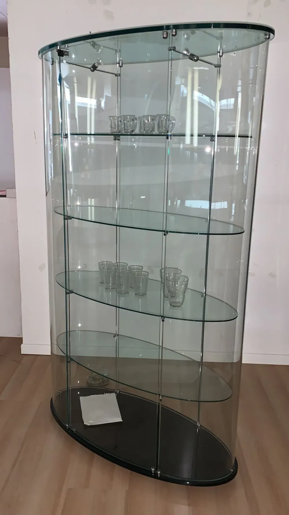 Vetrinetta Ellipse in stile design con forte sconto^Reflex New