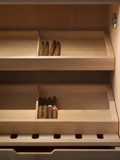 New Vetrinetta modello Gentleman in stile design di a PREZZI OUTLET approfittane ora! Vetrinette